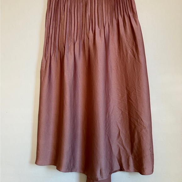 Vince Pleated Midi Skirt Satiny Asymmetrical Fall Dusty Rose Copper Women’s 8 - Picture 6 of 11